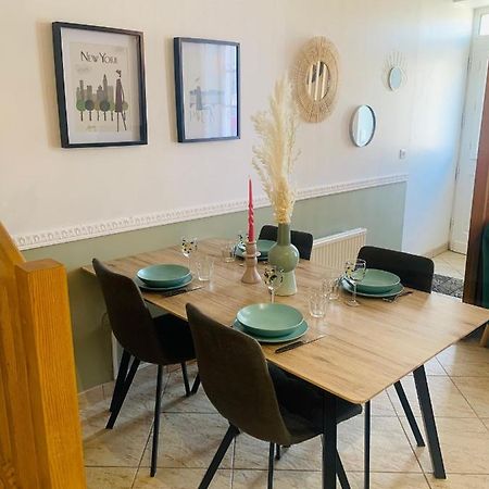 La Roseraie De L Arguenon, Appartement Charmant Centre Ville Jugon-les-Lacs Eksteriør billede